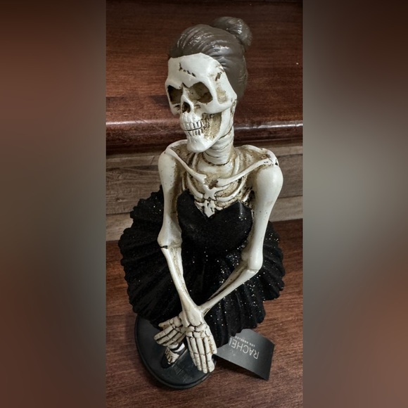 Cute 🥰 Halloween Ballerina  Skeleton 💀 Figurine Statue Tabletop Decor Rachel Zoe - Picture 11 of 13